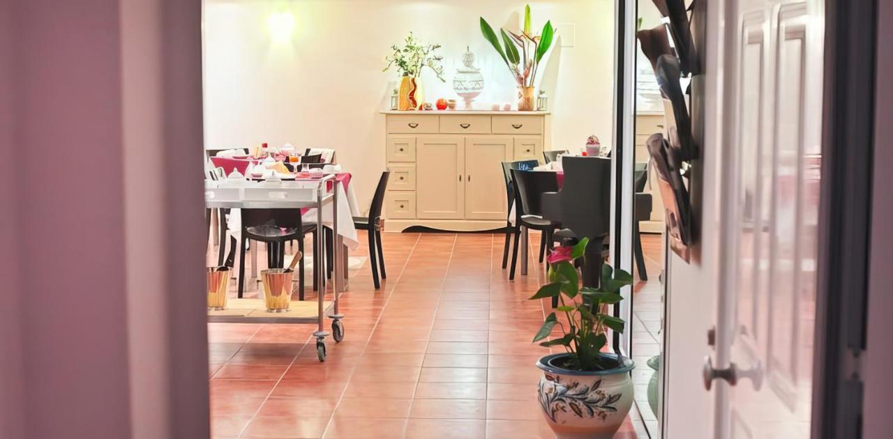 Il Cortile Delle Esperidi Leilighet Lecce Eksteriør bilde
